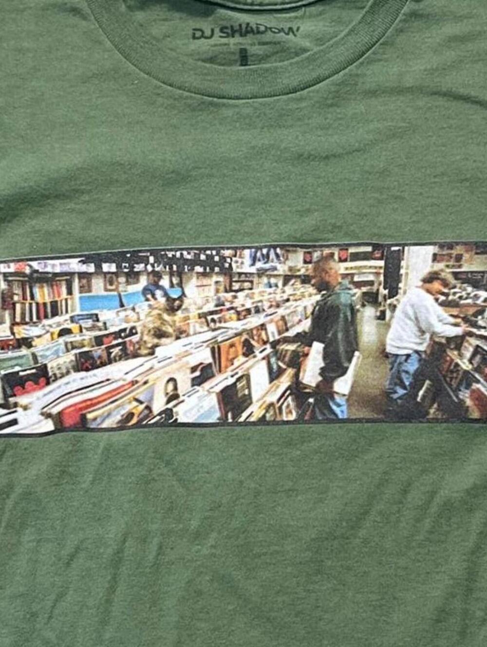 DJ Shadow Preowned Large T-shirt